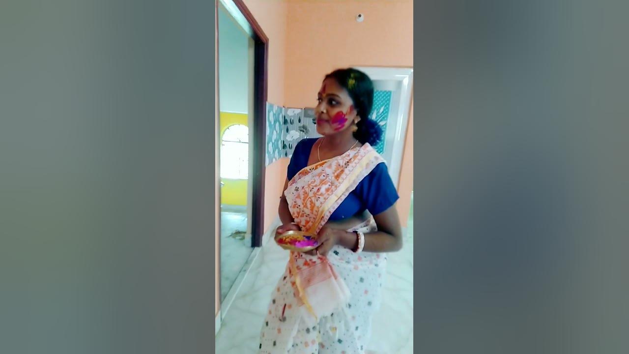 khelbo holi rang debo na