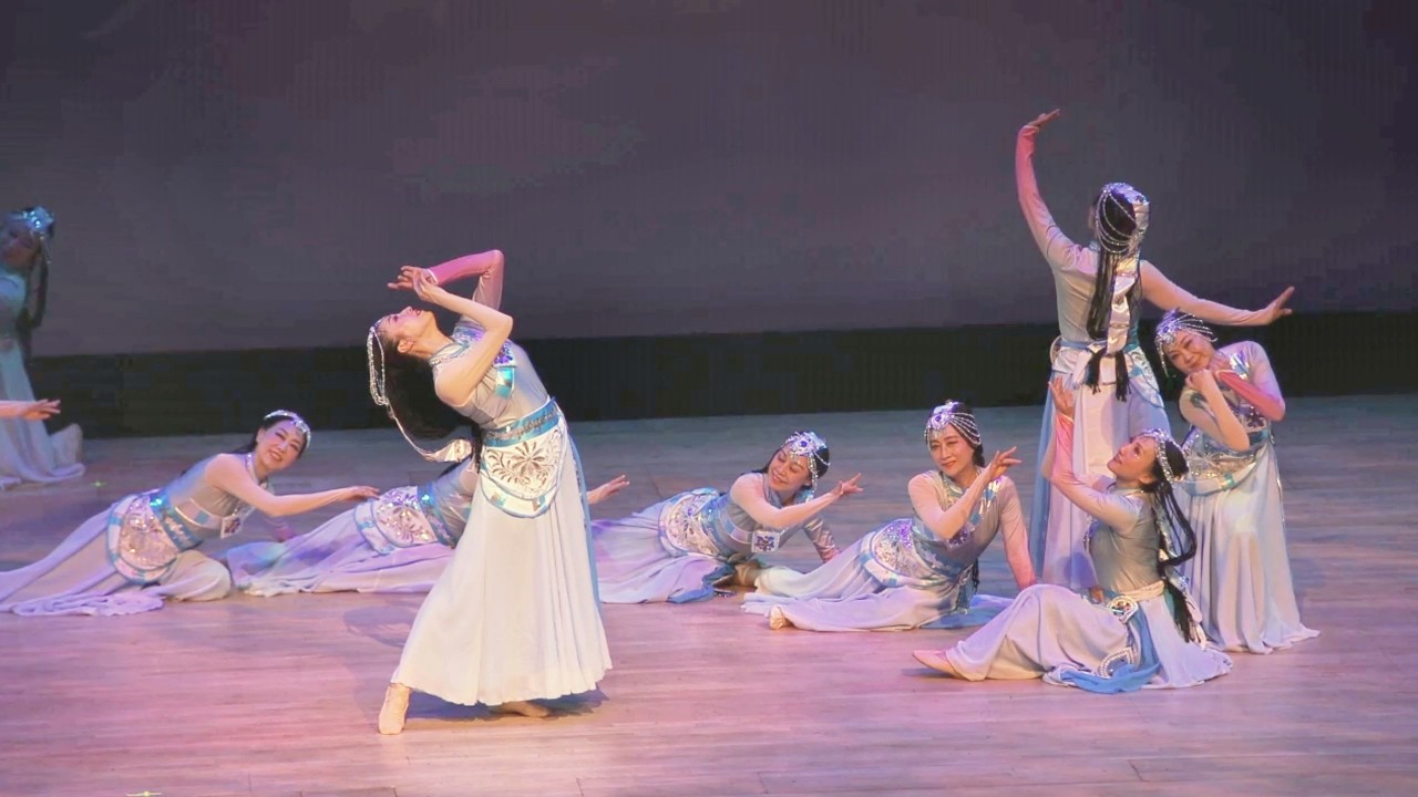 藏族舞蹈《雪儿达娃》