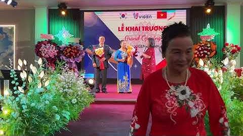 Khai trương Vigen Quỳnh Anh chia sẻ của Bố Trung mẹ Tuyết và mẹ Chung 