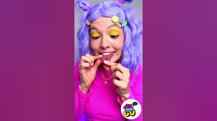 والدتها ستكون غاضبة جدًا! 🫣 مزحة ثقب اللسان المزيف! 👅😅