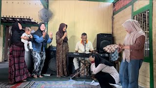 Download Lagu PERTELON MERAH SPESIAL LAGU UNTUK MBAK PALUPI - Asal mula terciptanya lagu ini hahaha 🤭🤣🤗✨ MP3 Download Lagu PERTELON MERAH SPESIAL LAGU UNTUK MBAK PALUPI - Asal mula terciptanya lagu ini hahaha 🤭🤣🤗✨ MP3
