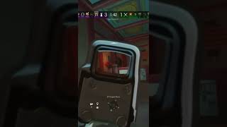 How cxpz aces 🥶 #rainbowsixsiegeclip #viral #fyp #jynxzi #siege