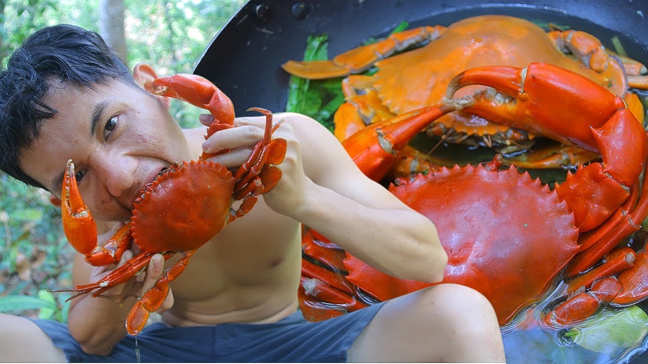 Amazing! Catch n Cook Big Crab Soup for Lunch Eating Delicious - YouTube