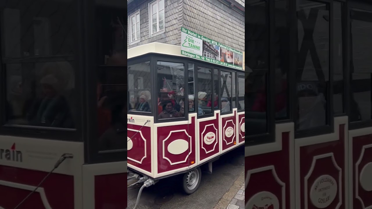 Гослар — это живописный средневековый город в Германии, известный рудниками и архитектурой. 