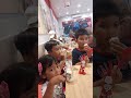 Es krim, es krim.. aku mau es krim.