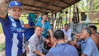 Có Đám Bên Cồn - Về Quê Cùng Mẹ