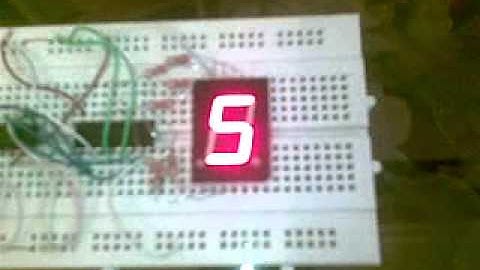 7 segment display using 555 Timer, 7447 Bcd to 7-segment, 7493 Counter