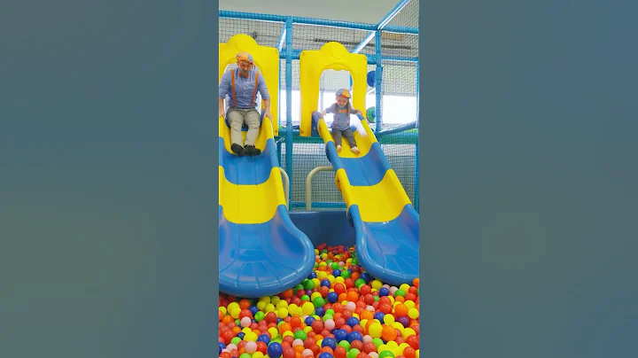 Mochas & Minis | Blippi | Learning #shorts | Kids Videos