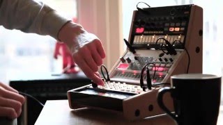 KORG VOLCA Keys | Sample | Beats - 'Perfecting a Drop' - Live Tutorial / Jam (by justleroy//)
