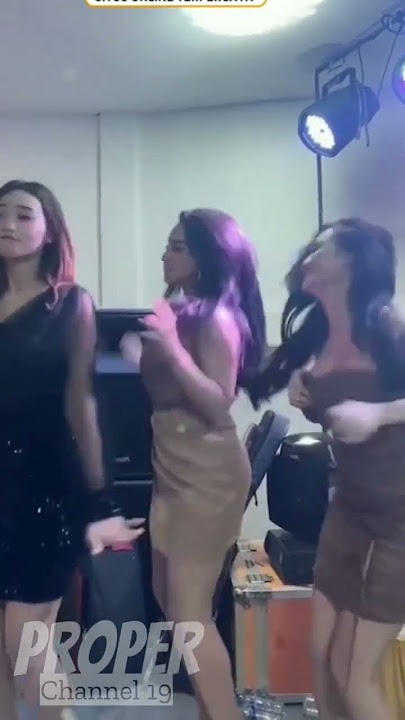 joget terlalu heboh, baju arlida putri melorot #ProperChannel19 #arlidaputri #lalawidy #shorts