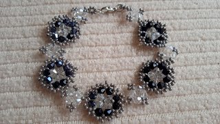 Робимо браслет з бісеру і кристалів в  чорно білий тонах, We make a bracelet from beads and crystals