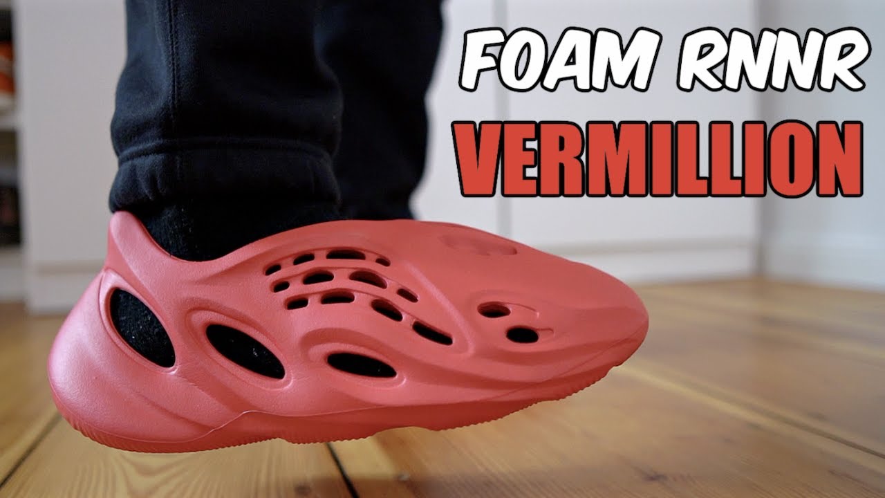 ADIDAS YEEZY FOAM RUNNER VERMILION REVIEW & ON FEET + HOW TO  STYLE....FINALLY SOME RED YEEZYS