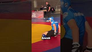 Download Lagu Dövüşün Ortasında Dizini Çıkardı.. (@kurbanov1mma) MP3