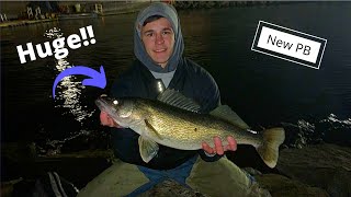 Giant Iowa Winter WALLEYE!! (40+fish)