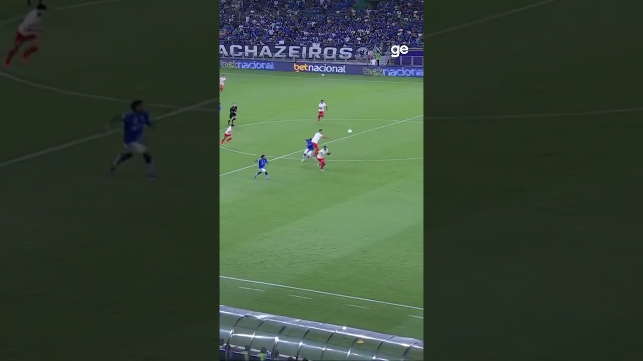 VILARREAL PERDE GOL CARA A CARA COM O GOLEIRO