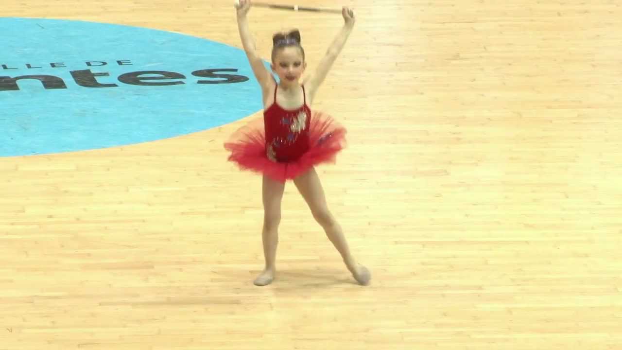 twirling baton  N3 2012 solo poussine Shirley L Médaille d'argent