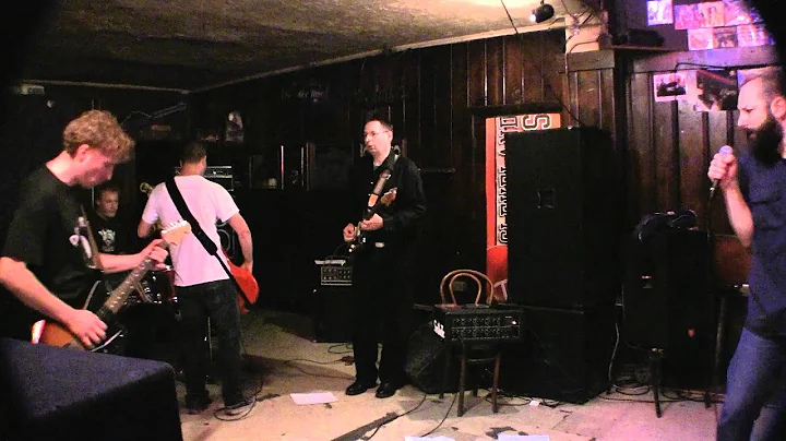 SCARCITY OF TANKS - Treble Lusty live 10 JUNE 2011...