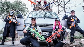 [ 1 Hour Nerf War ] Couple SEAL MARINES Nerf Guns Fight Crime RED SATAN Mask One Eye