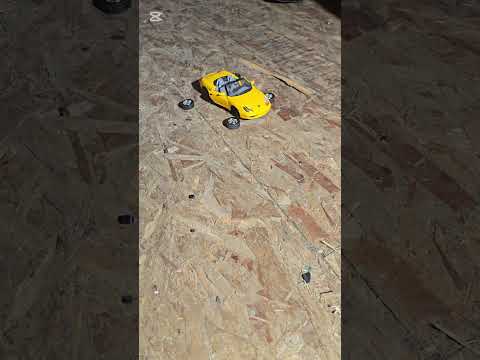 High heel car crush #asmrcrush #asmrcrunch #modelcarcrush #highheels #asmrsounds #crushingasmr