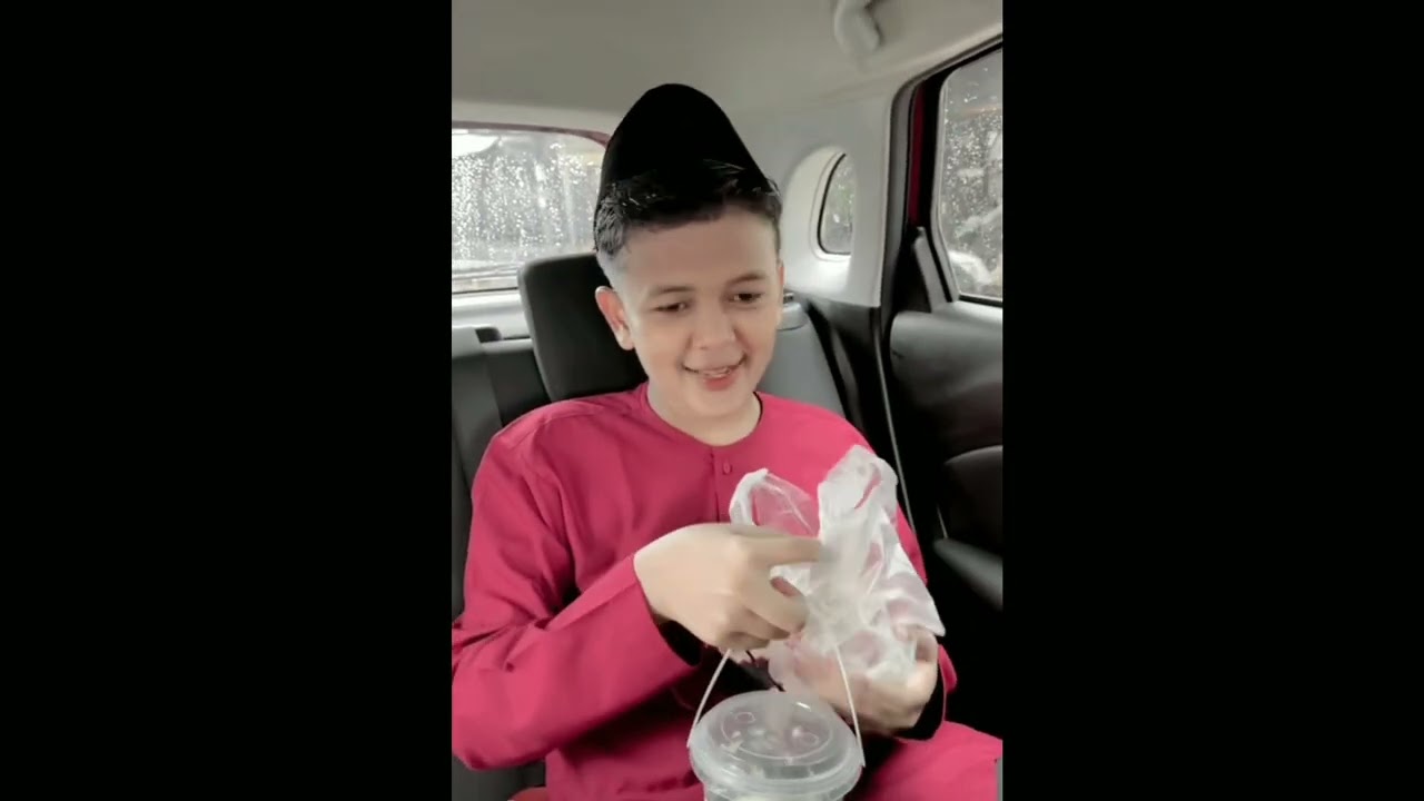 KEBAHAGIAAN ADIK BUNGSU BUNDA FAUZANA