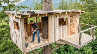 This man builds an extraordinary treehouse all by himself in the deserted forest!