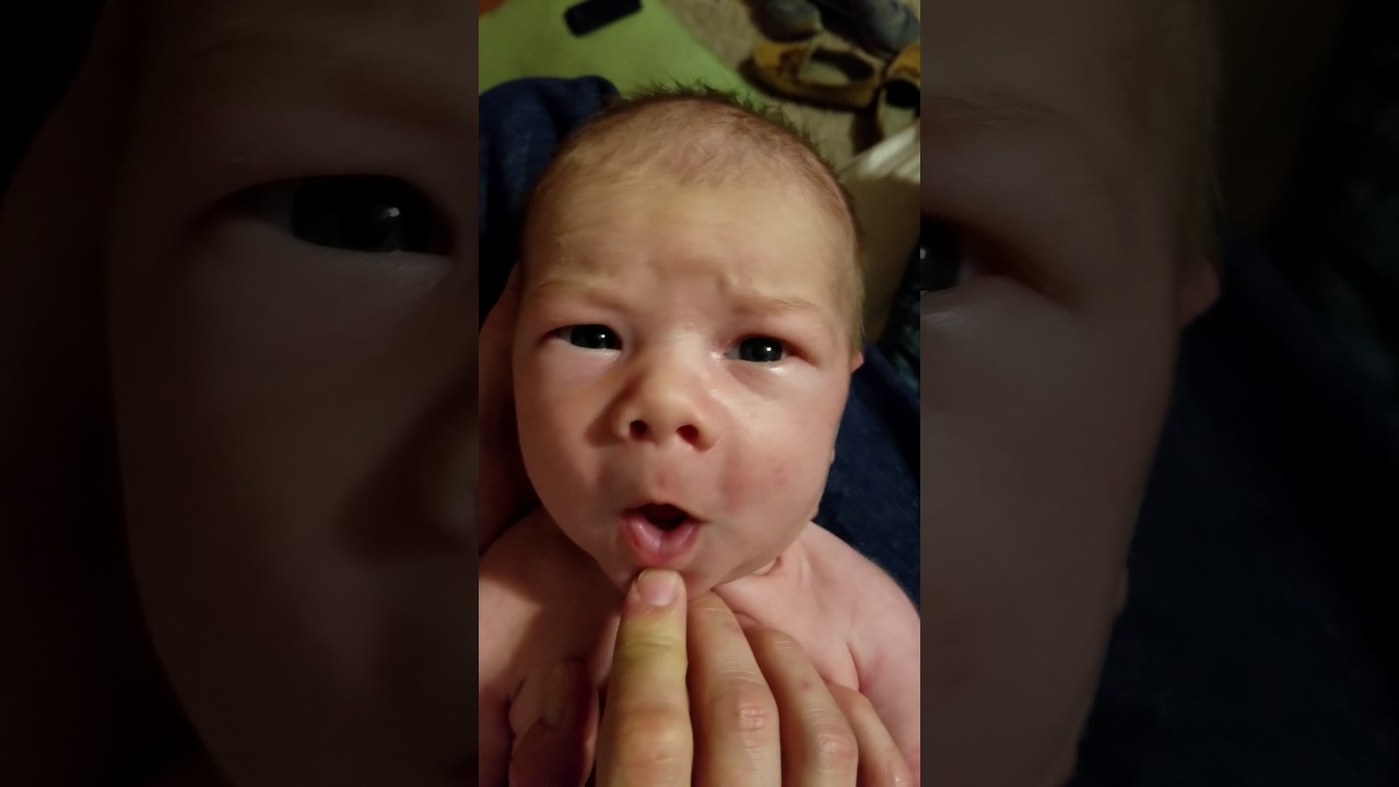 Video Un Papa Fait Chanter Son Bebe D Un Mois Et C Est Drole Magicmaman Com