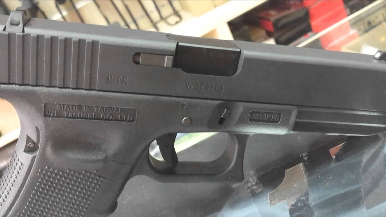 WE Glock 17 Gen 4 - YouTube