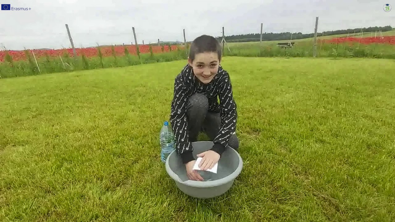 Experiment water and atmospheric pressure. - YouTube