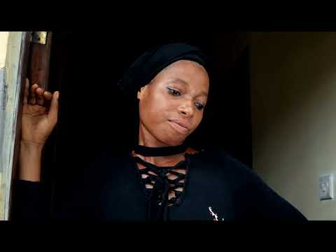 Wazaramu Kwa Kupenda Shuhuli Hebu Mcheki Huyu Demu Anavyo Omba Luhusa Aende Shuhulini