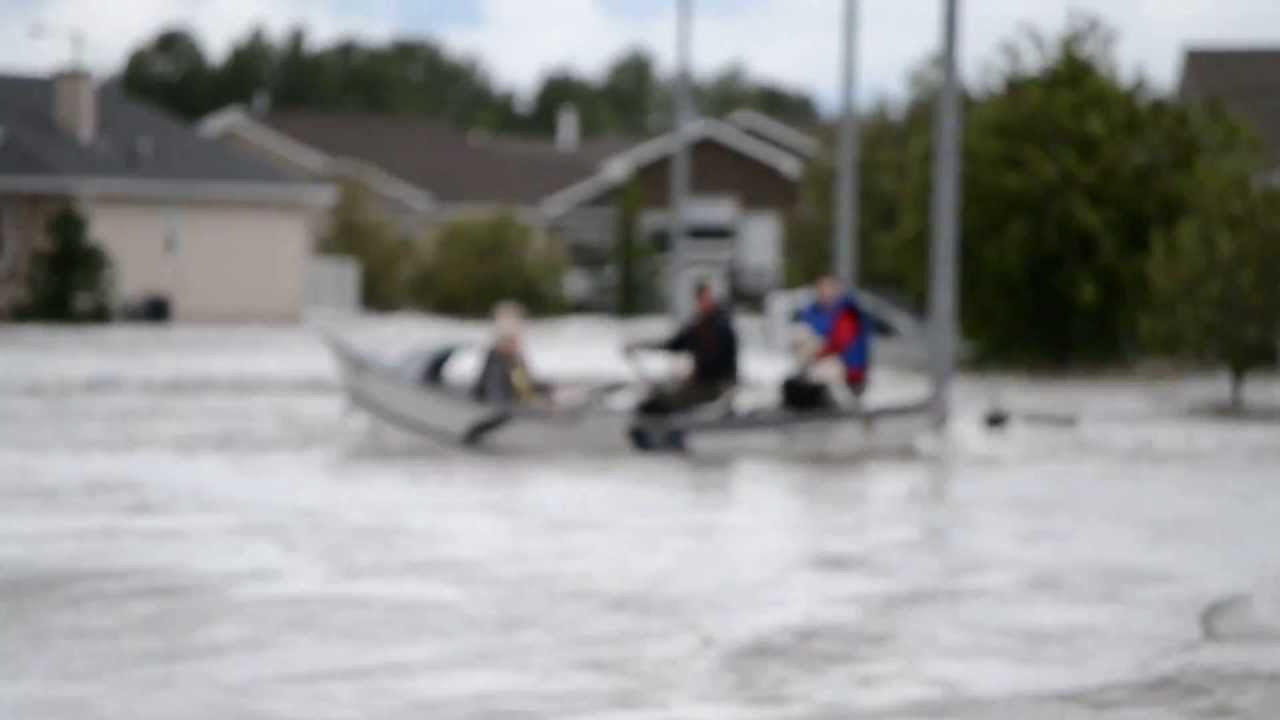 High River Flood 2013 Boat Rescue from Riverside Green NW YouTube