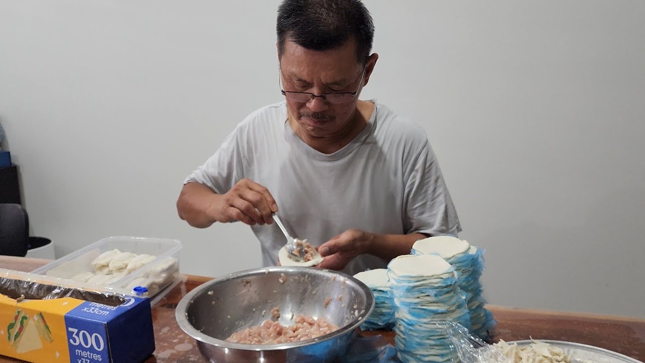 Weekends Are Spent Making Food For The Shop - Daily Life of Immigrant Takeaway Shop Owners