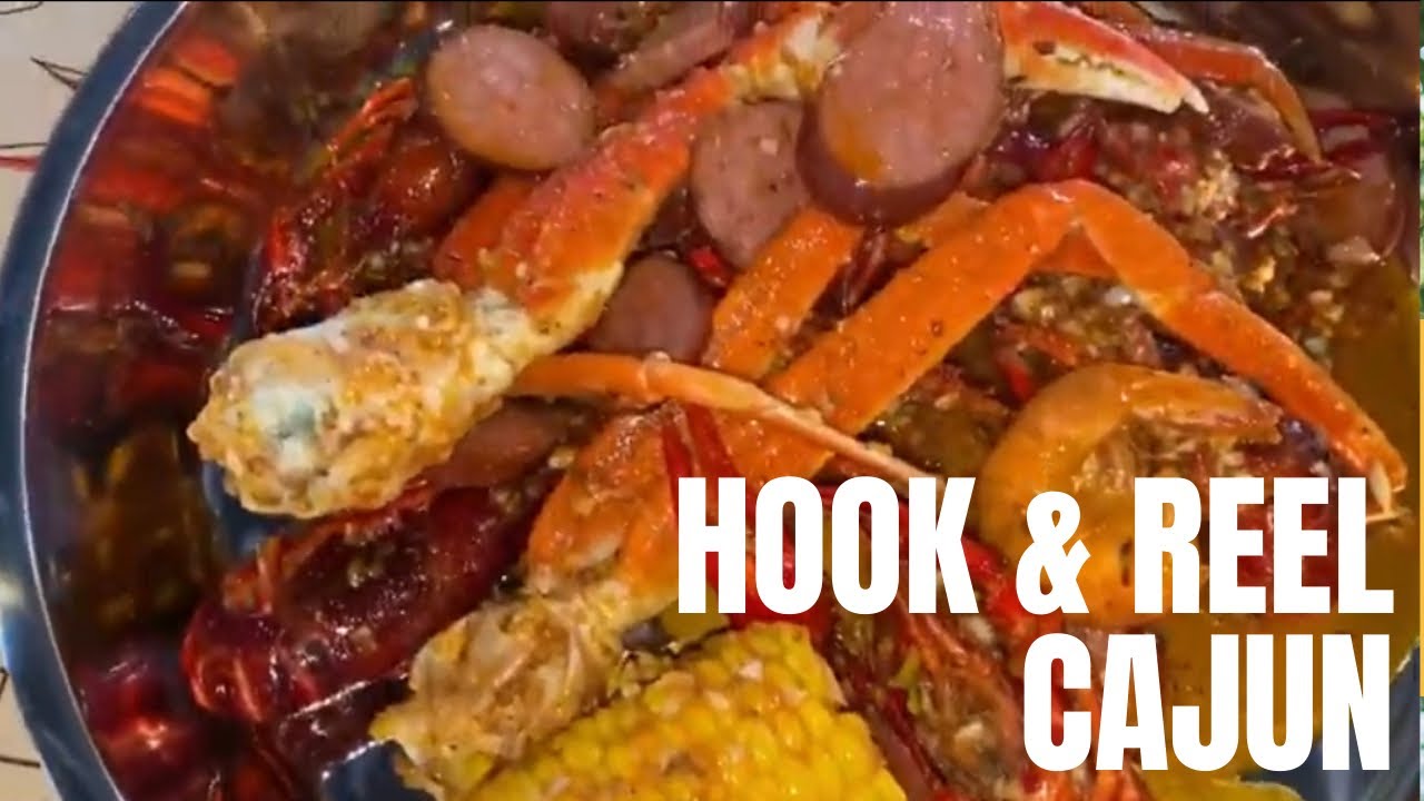 HOOK & REEL Cajun Seafood OKC, OK. Best Crab Legs Boil !!! 