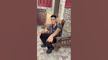 الأسد أوفي ولا الكلب شوفو بيعملو اي مع بعض 