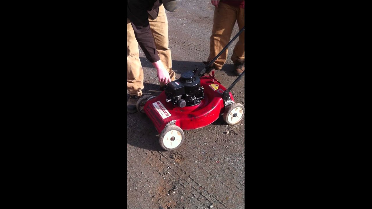 B&S 3.5 hp - YouTube