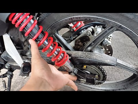 Reviewing the Honda Verza Shock Install on a Honda Absolute Revo #mechanic #workshop #diy