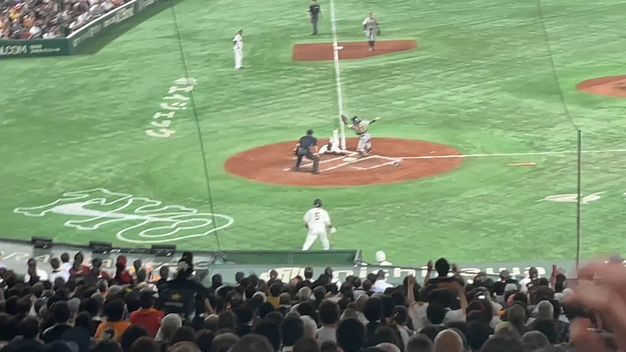 2024/03/29 東京ドーム開幕戦 (巨人－阪神) 5回裏の様子 (ジャイアンツ先制 & 梶谷の2HRによる追加得点シーン)