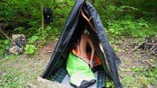 Solo Young Girl In The Forest, Built A Shelter What To Sleep/Sounds Of Nature Food-Asmr #Bushcraft