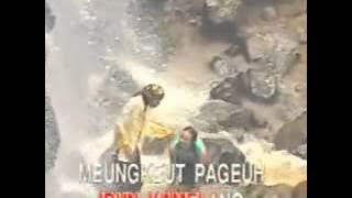 curug Cinulang YAYAN JATNIKA.flv