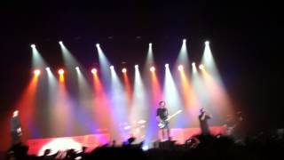 Simple Plan - When I'm Gone Live [HD] at Zénith de Paris