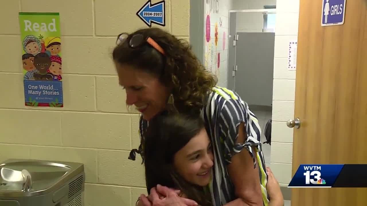 Teachers and students say goodbye to Vestavia Hills Elementary Central