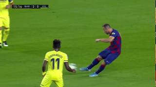 Arthur scored brilliant goal on a match between barcelona vs
villarreal in laliga 2 -