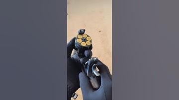 1917 Webley Mark VI Reload