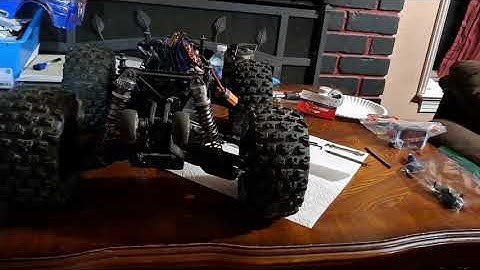 Redcat Kaiju motor and esc removal and replacement 11t pinion installed