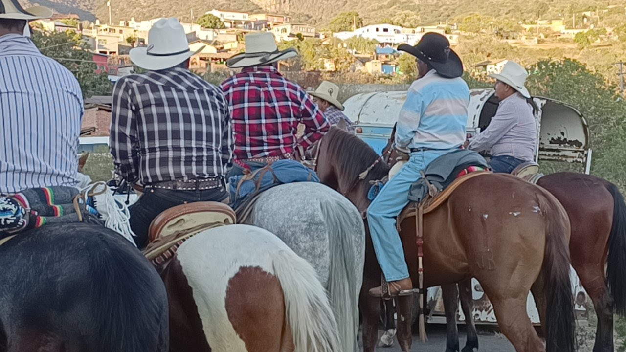Cabalgata Tendeparacua Mich 2023 Parte 2