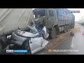 Секундная смерть: публикуем видео столкновения фур, раздавивших Mitsubishi с людьми
