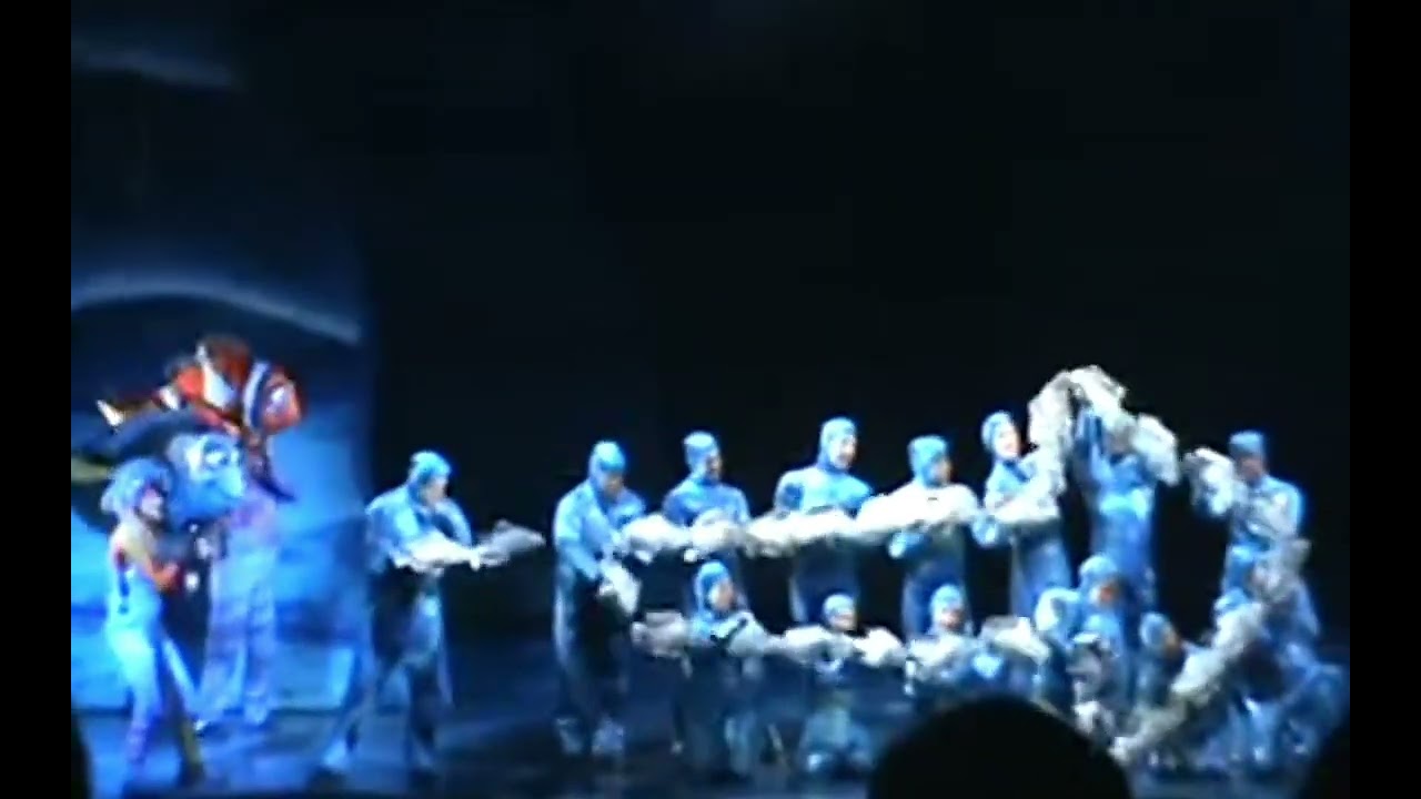 Finding Nemo the musical moonfish Marlin Dory acrhor Bruce chum Mr Ray crush bubble Deb Gill 456