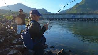 Shad fishing  @Bonneville Dam