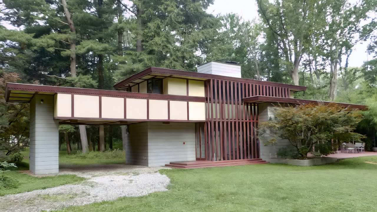 You Can Stay the Night at This Frank Lloyd Wright House! (Louis