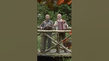 ‘The Gypsy Rover’ music video from Foster & Allen