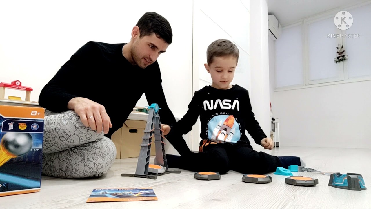 Boomtrix. Игра для мальчиков. Строй свою трассу.